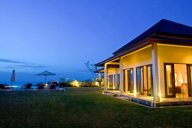Villa Bulan Putih Lawn at sunset