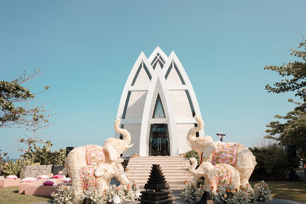 Ritz-Carlton Bali Wedding - Chapel - India1
